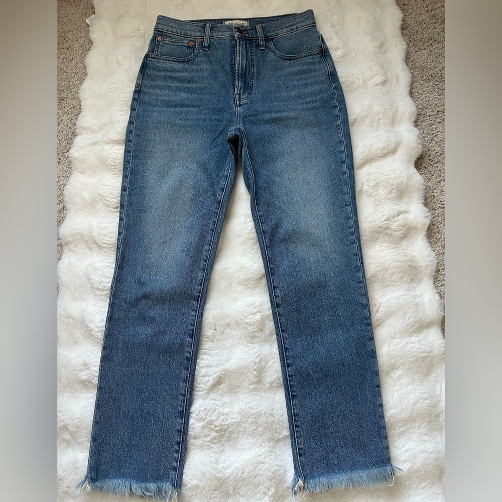 Madewell The Perfect Vintage Jeans Cut-off High Rise Straight Leg.